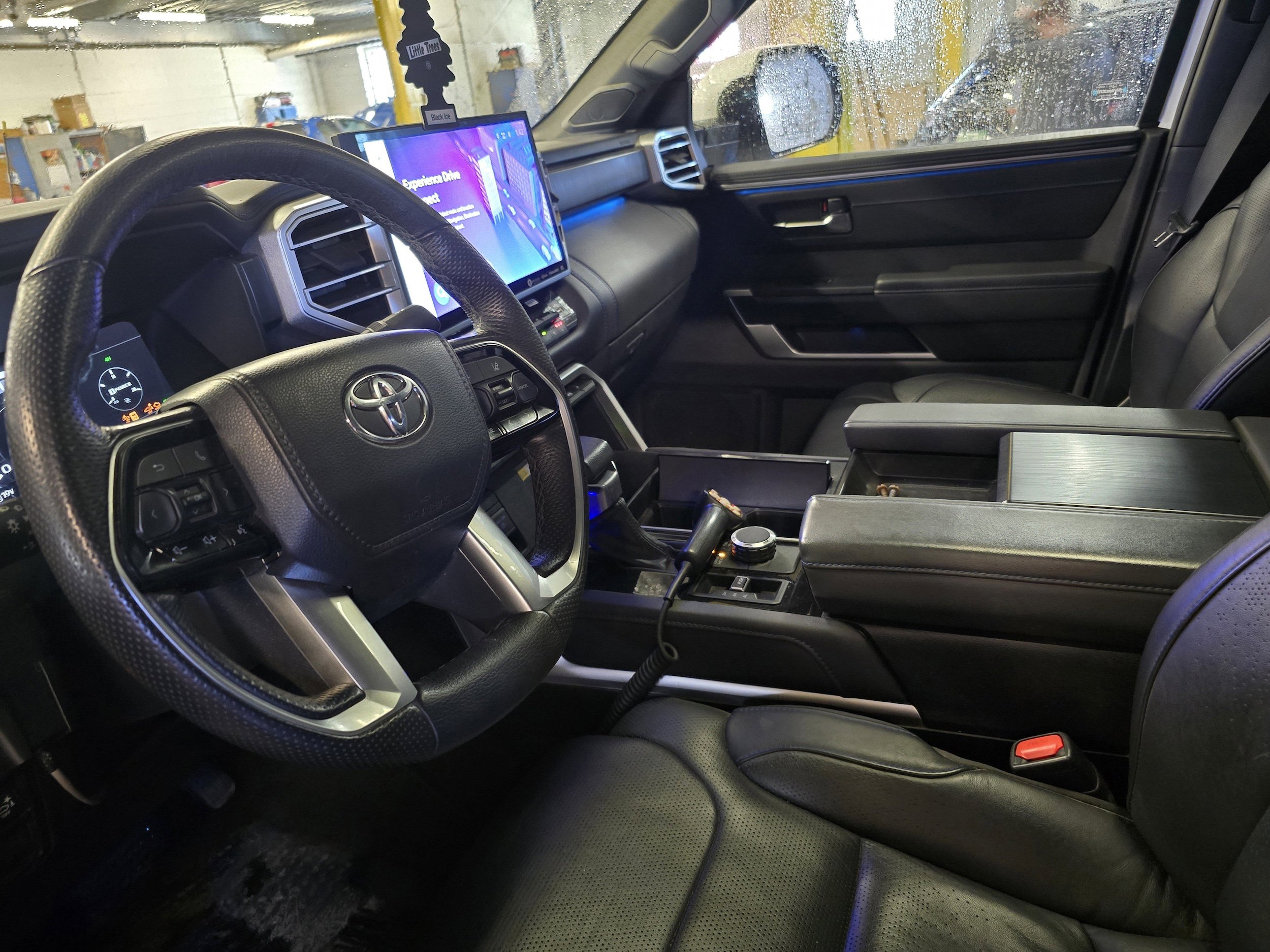 Used 2023 Toyota Tundra Platinum w/ Advanced Package AWD/4WD image 8
