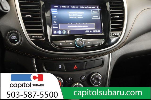 Used 2022 Chevrolet Trax LT w/ LT Convenience Package image 21