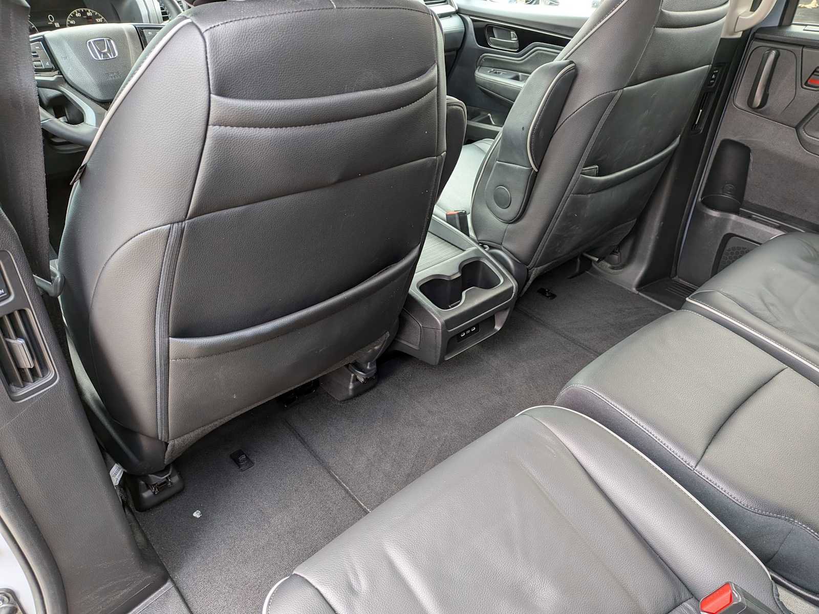 Used 2025 Honda Odyssey Touring image 16