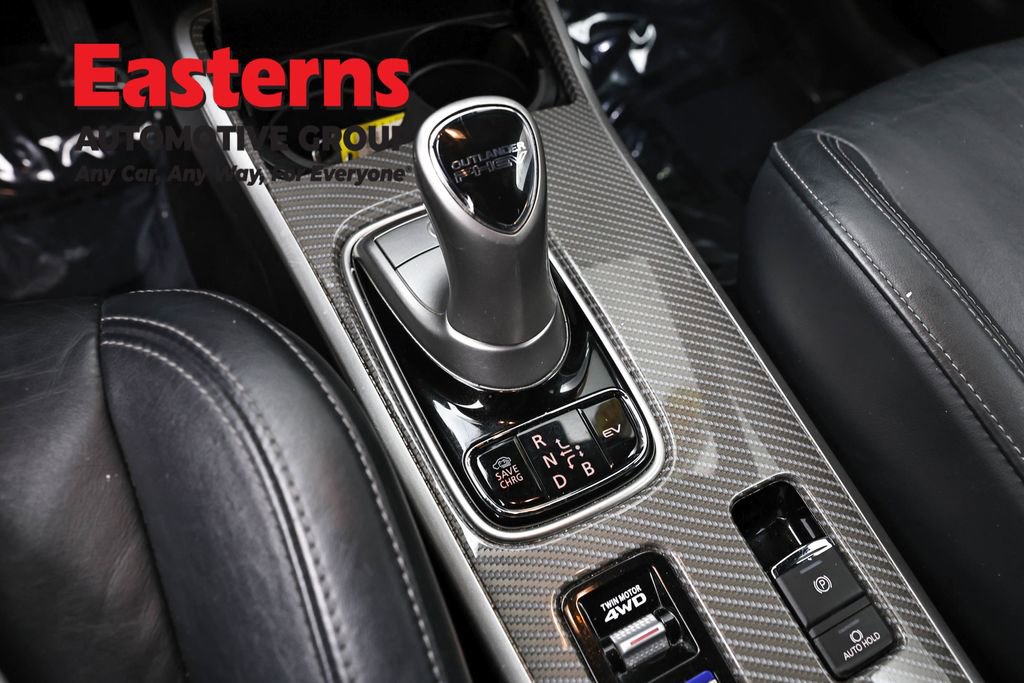 Used 2022 Mitsubishi Outlander LE AWD/4WD image 13