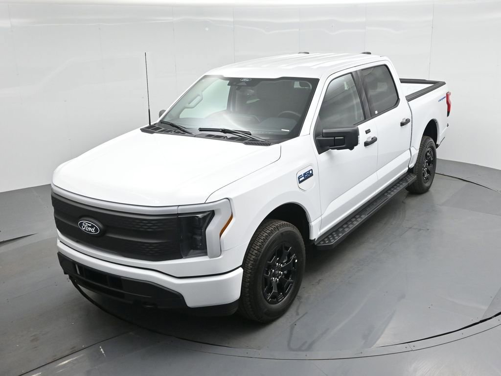 New 2025 Ford F150 Lightning XLT image 37