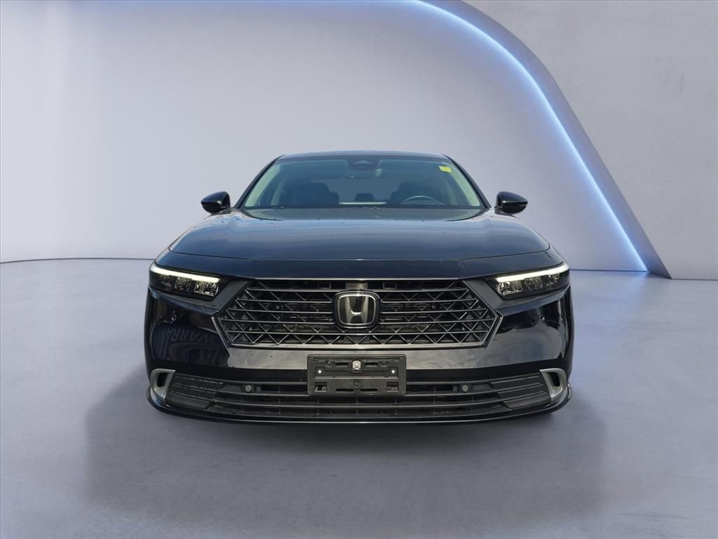 Used 2024 Honda Accord Touring image 9