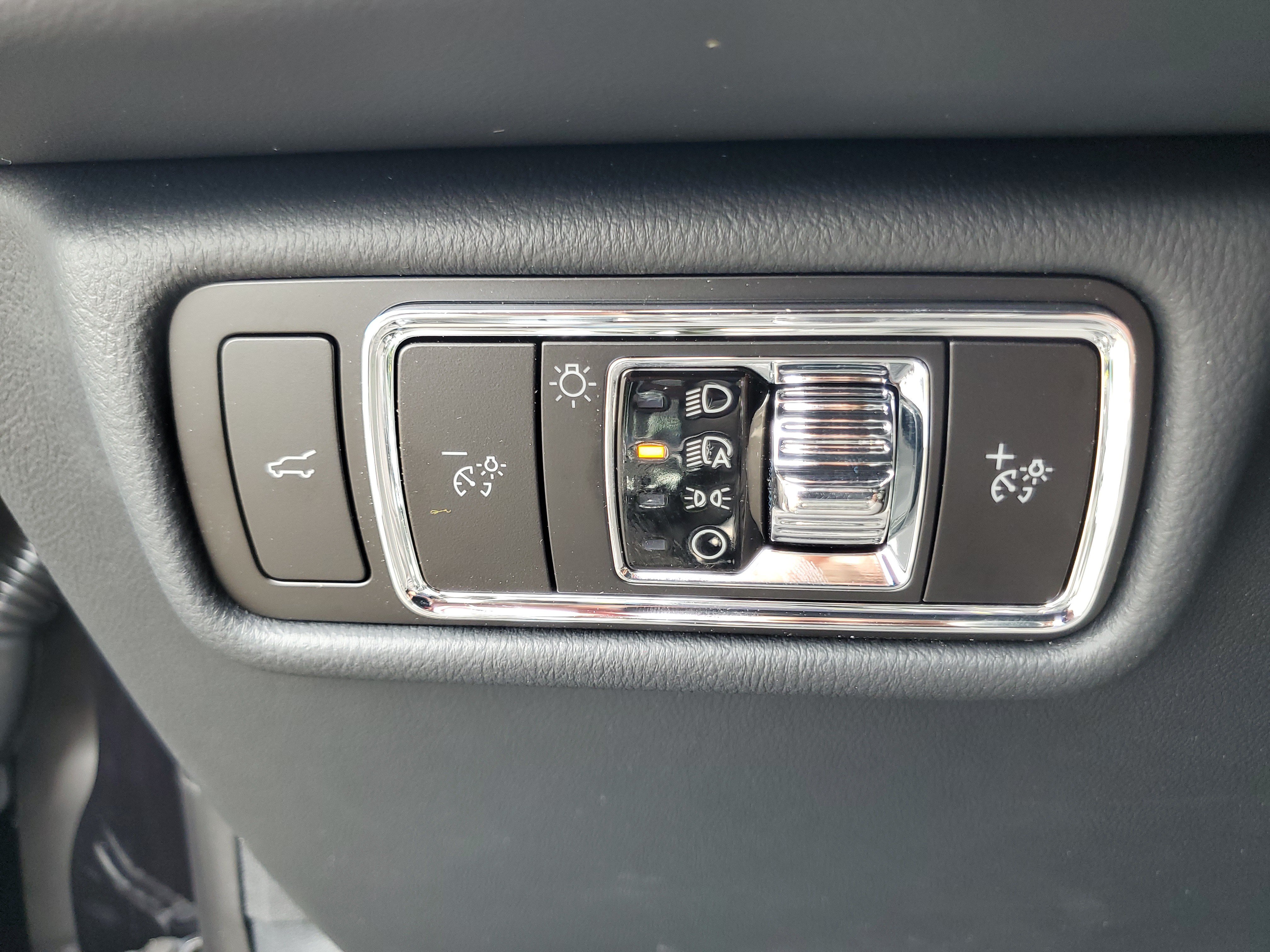 New 2026 Lincoln Aviator AWD image 13