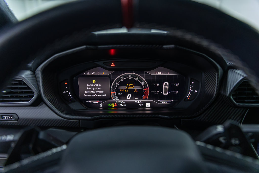 Used 2023 Lamborghini Urus Performante AWD/4WD image 38