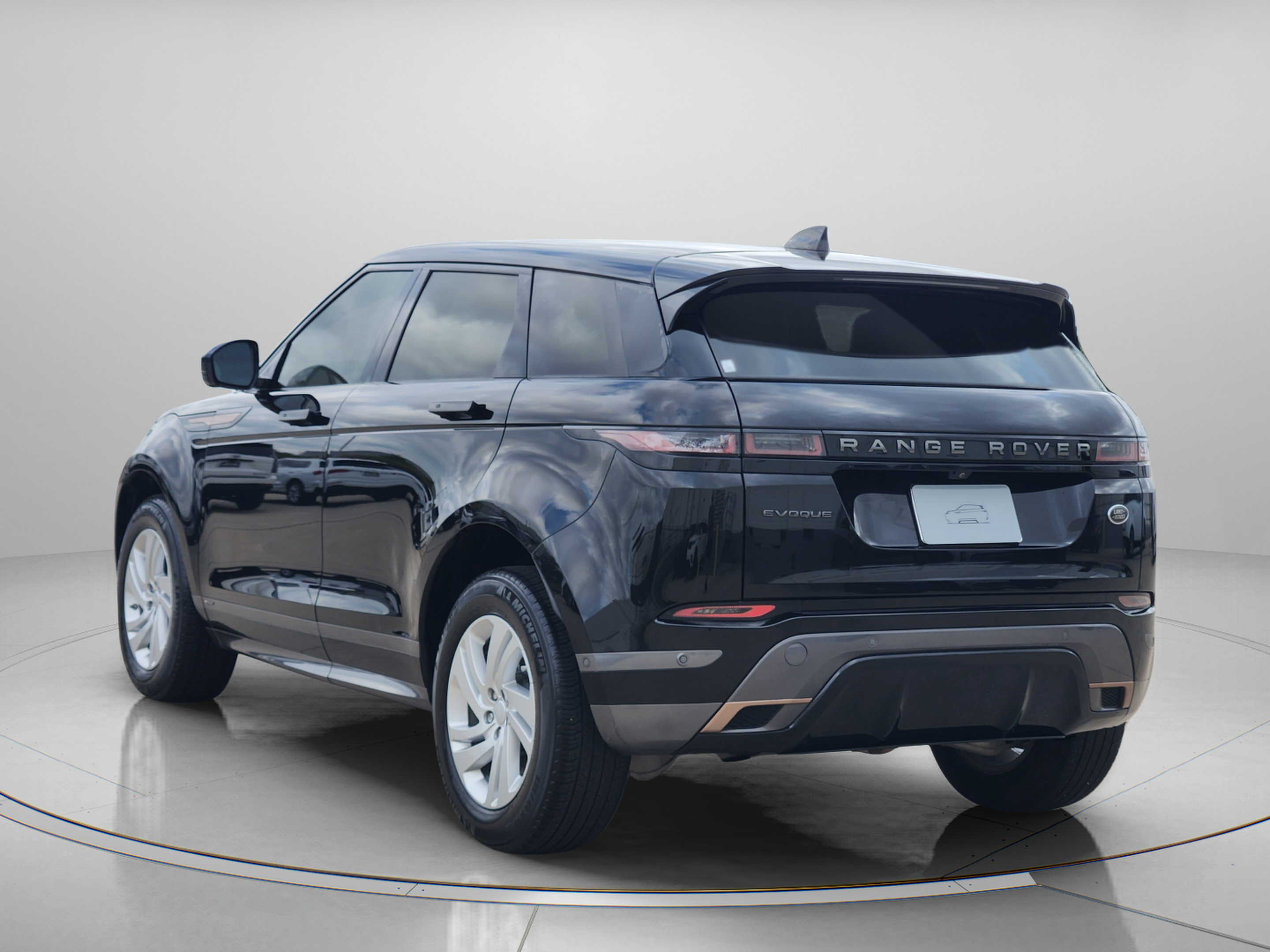 Used 2021 Land Rover Range Rover Evoque R-Dynamic S AWD/4WD image 3