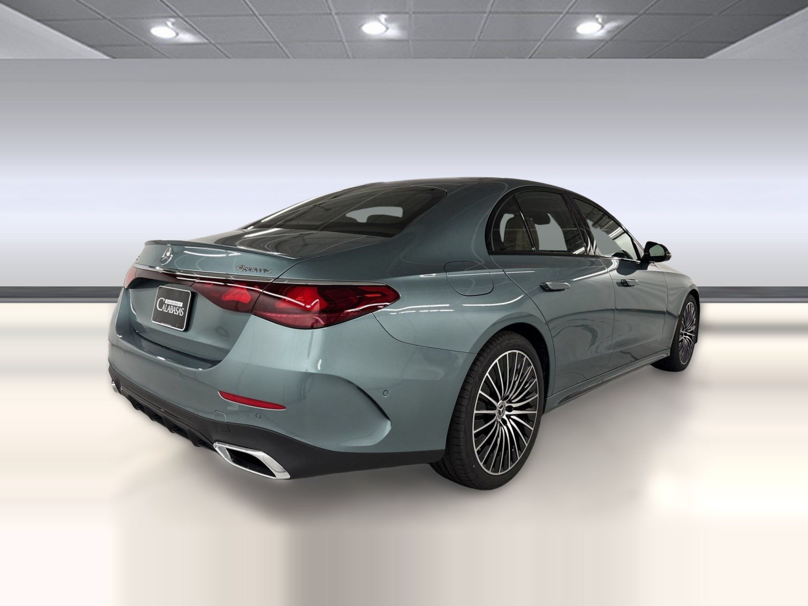 New 2026 Mercedes-Benz E 450 4MATIC Sedan image 9