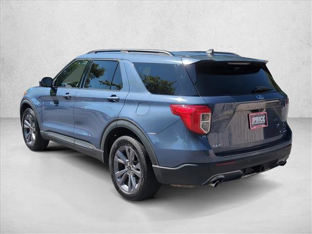 Used 2021 Ford Explorer XLT w/ Equipment Group 202A AWD/4WD image 8