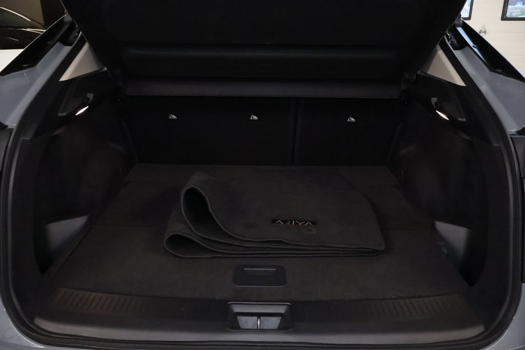 Used 2024 Nissan Ariya AWD image 17