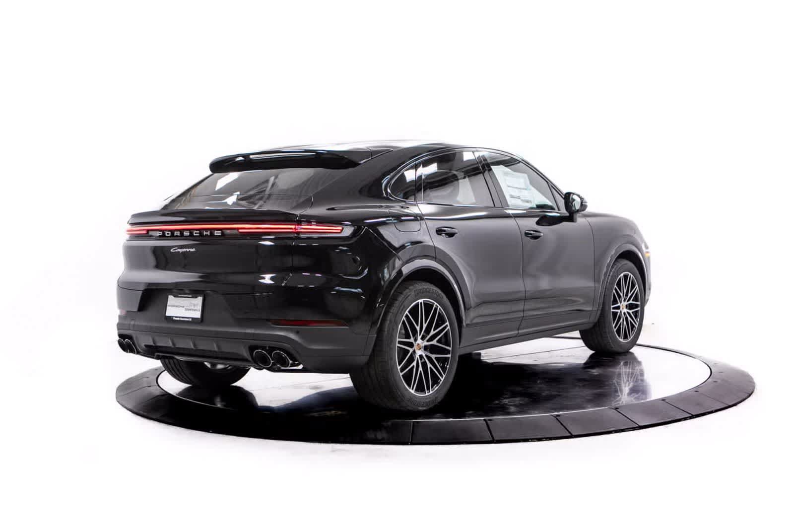 Certified 2026 Porsche Cayenne Coupe AWD/4WD image 7
