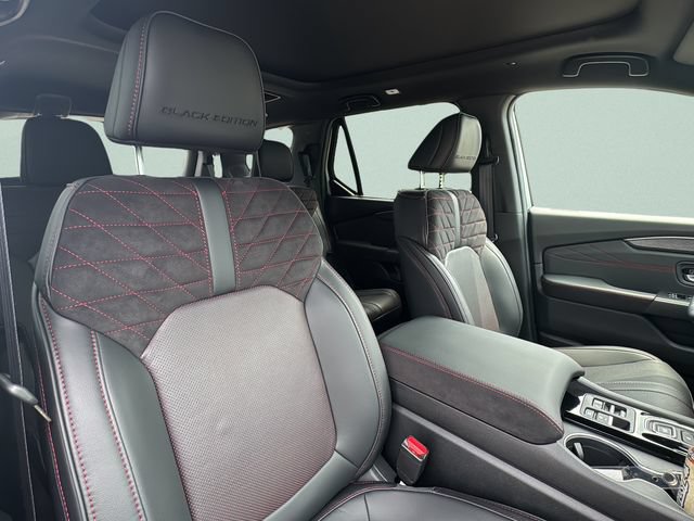 Certified 2026 Honda Pilot Black Edition image 24