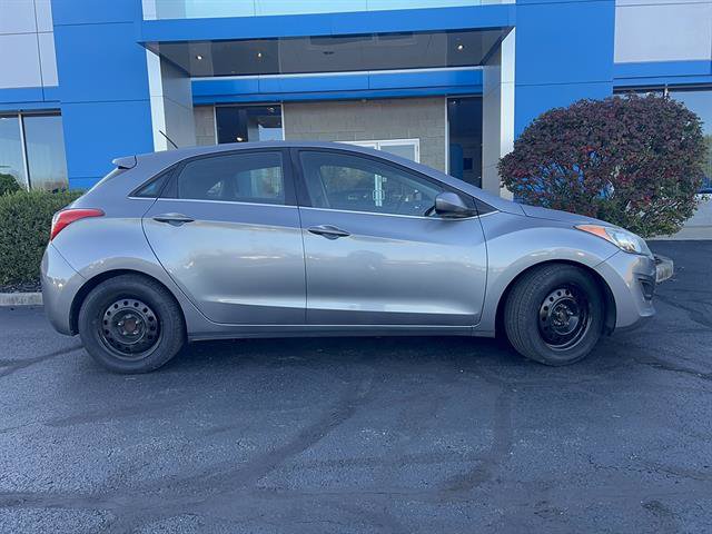 Used 2017 Hyundai Elantra GT FWD image 8