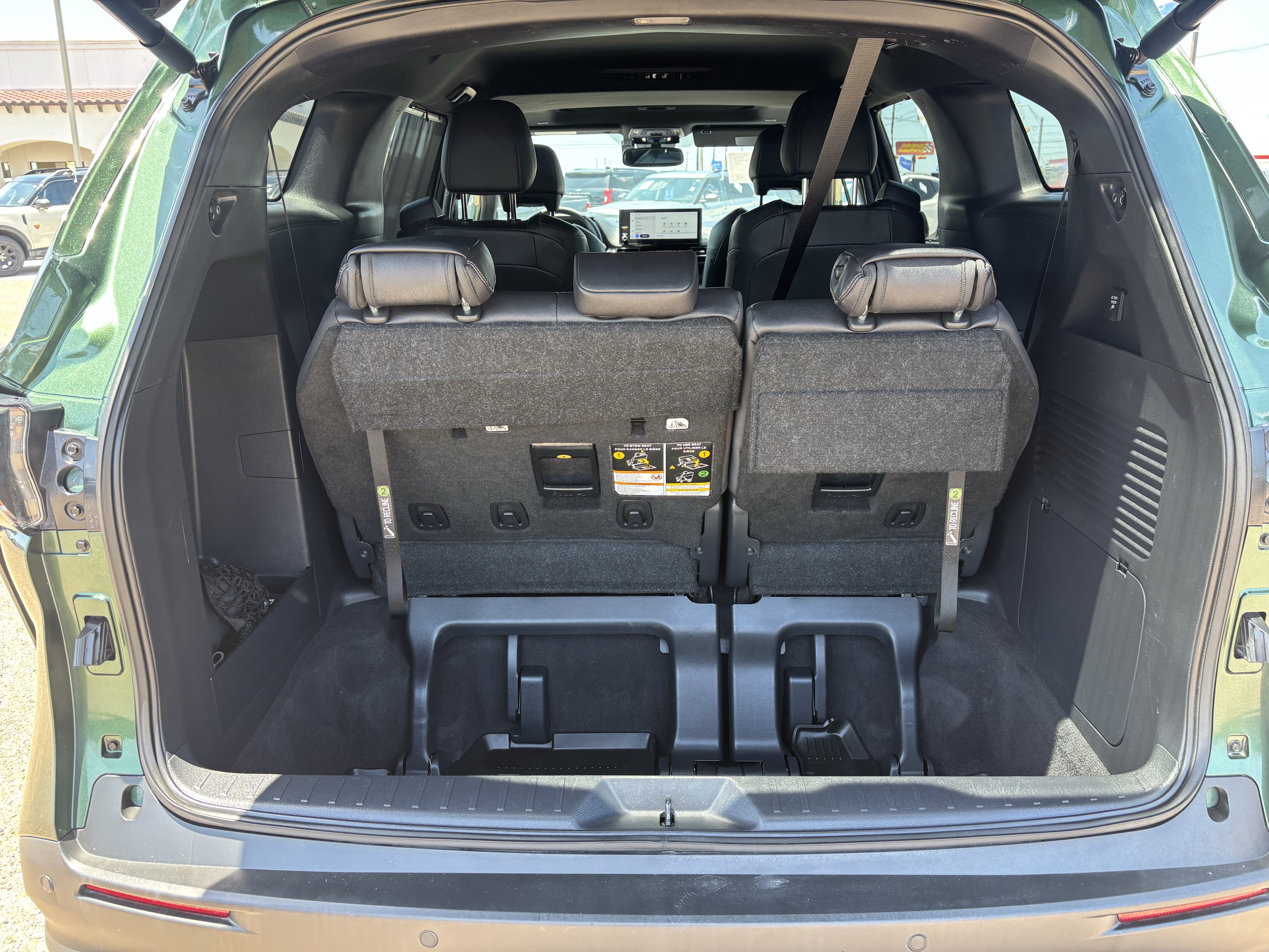 Used 2025 Toyota Sienna XLE Woodland Edition AWD/4WD image 17