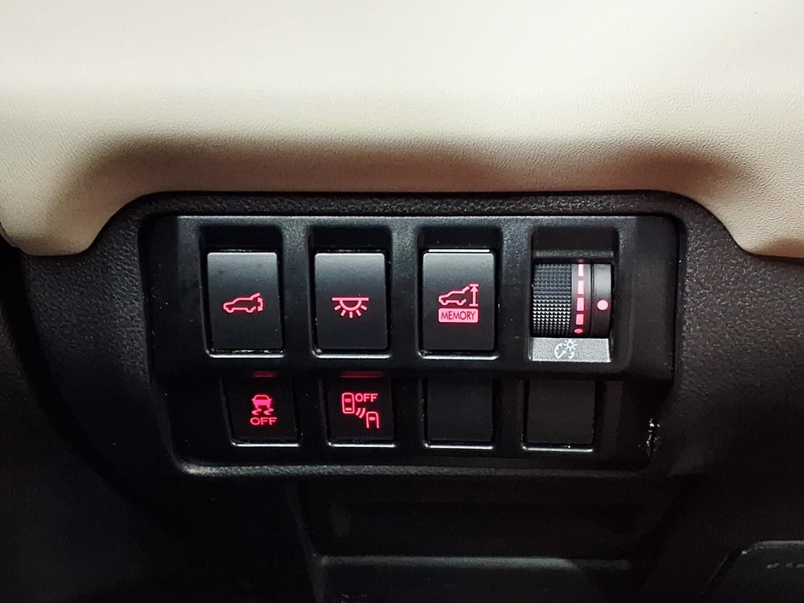 Used 2022 Subaru Ascent Touring image 18
