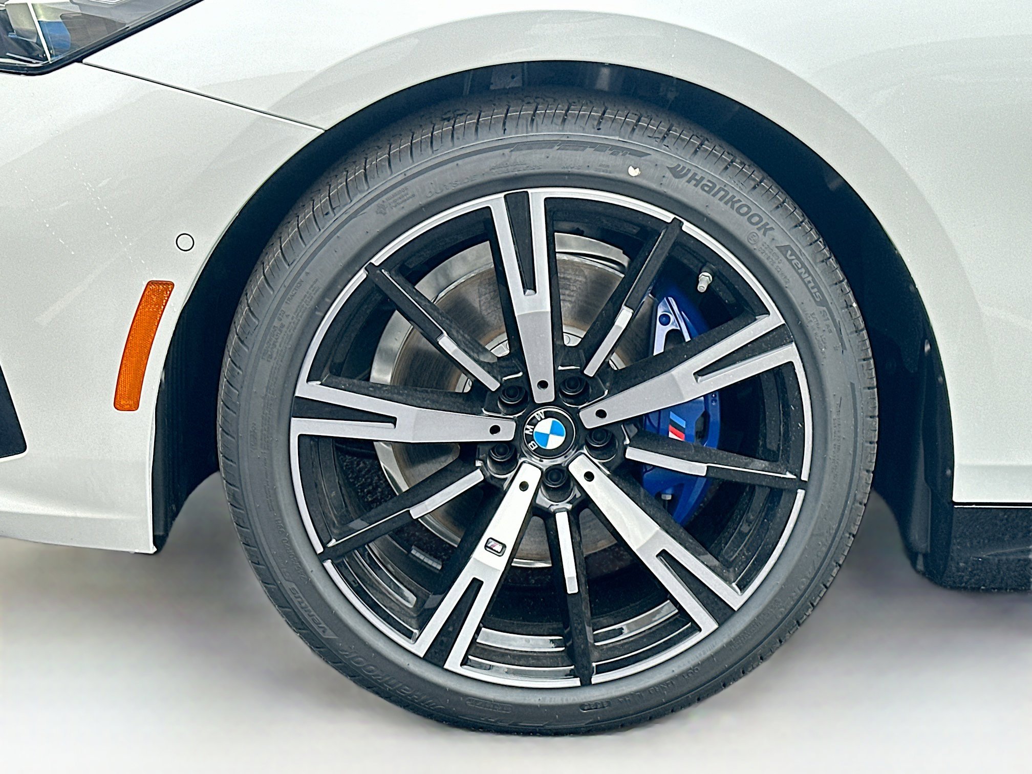 New 2026 BMW 530i w/ M Sport Package image 27