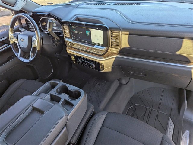 Used 2022 Chevrolet Silverado 1500 LT image 12