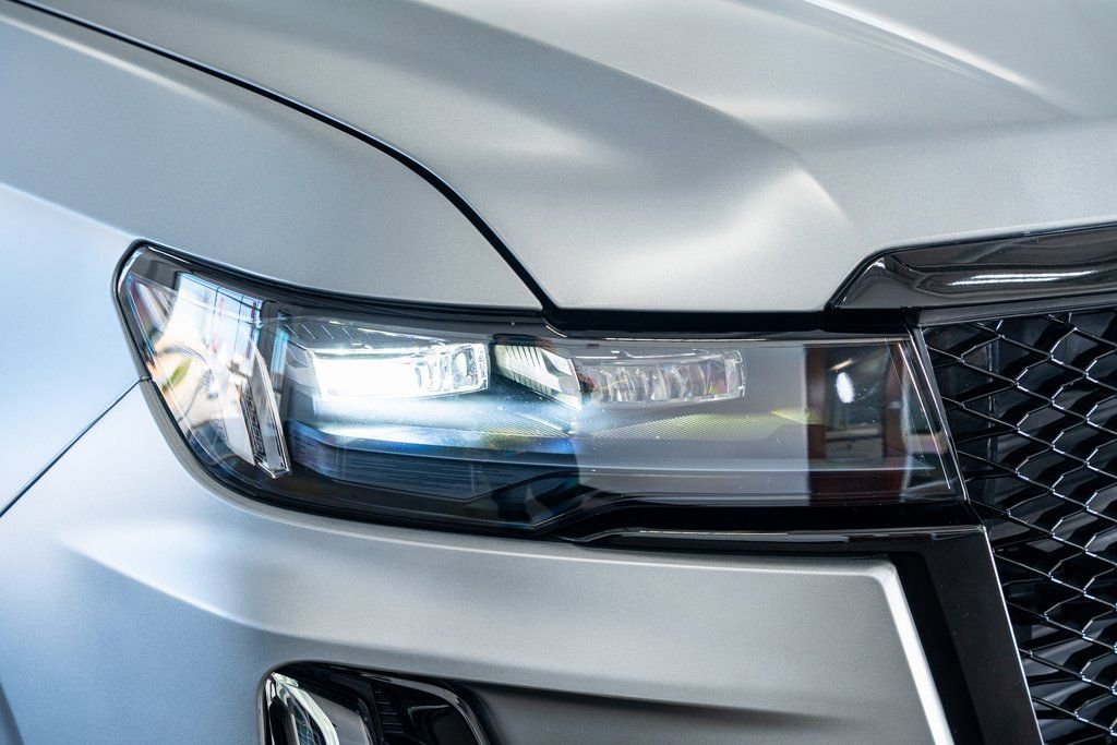 Used 2023 Cadillac Escalade ESV V image 18