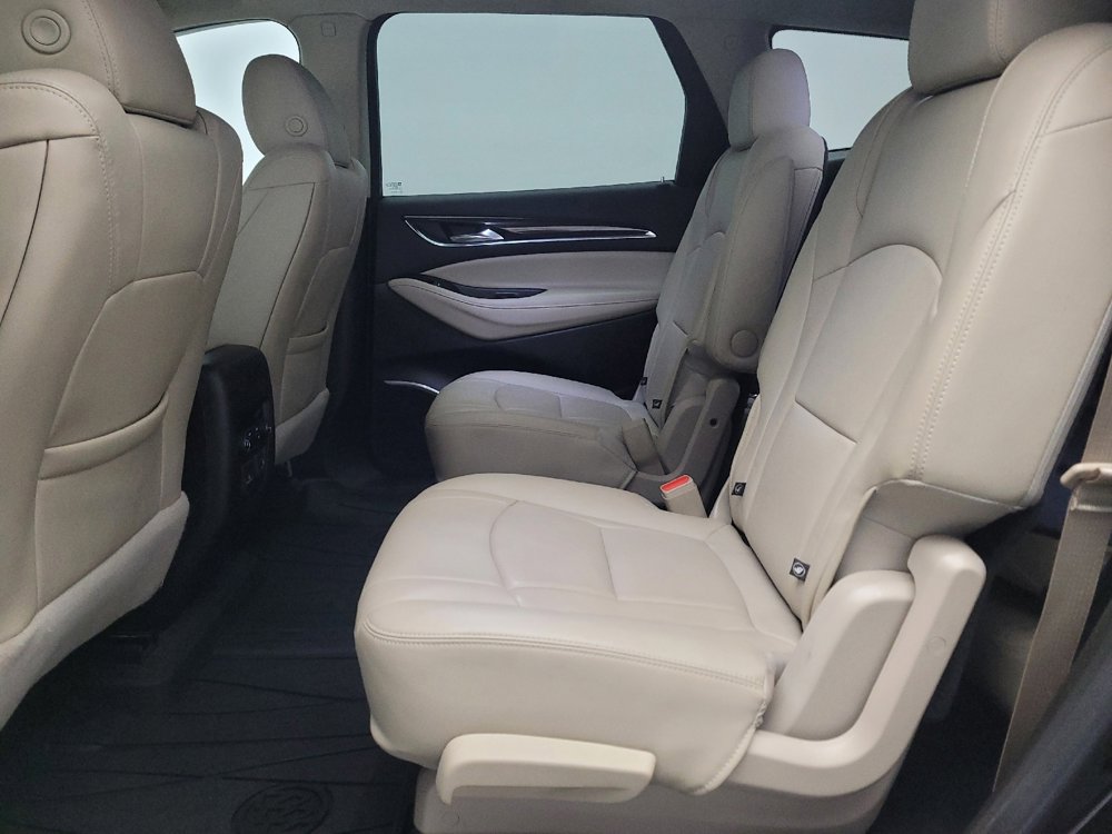 Used 2019 Buick Enclave Premium image 18