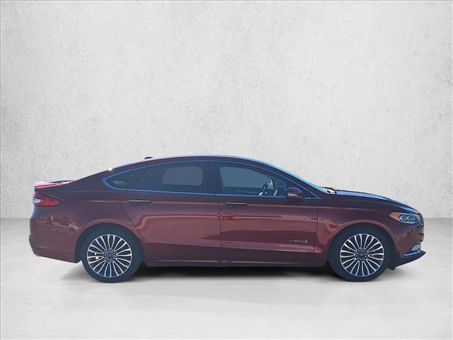 Used 2018 Ford Fusion Titanium image 4