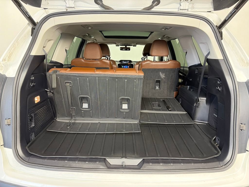 Used 2019 Subaru Ascent Touring AWD/4WD image 28