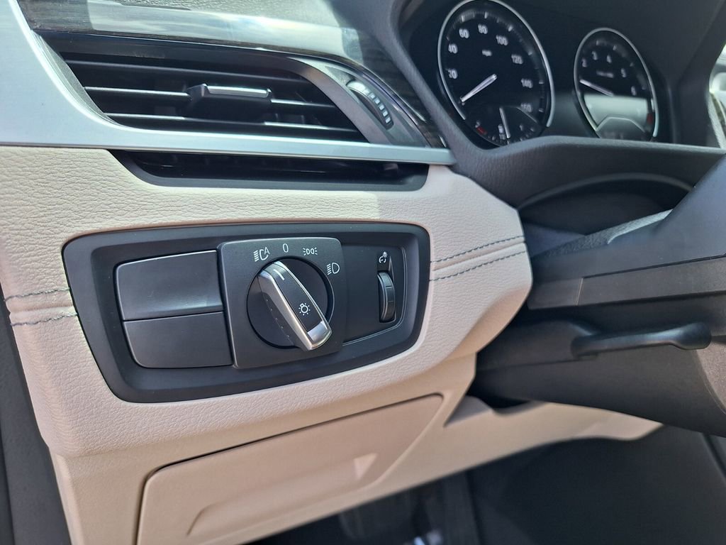 Used 2021 BMW X1 sDrive28i w/ Convenience Package image 19