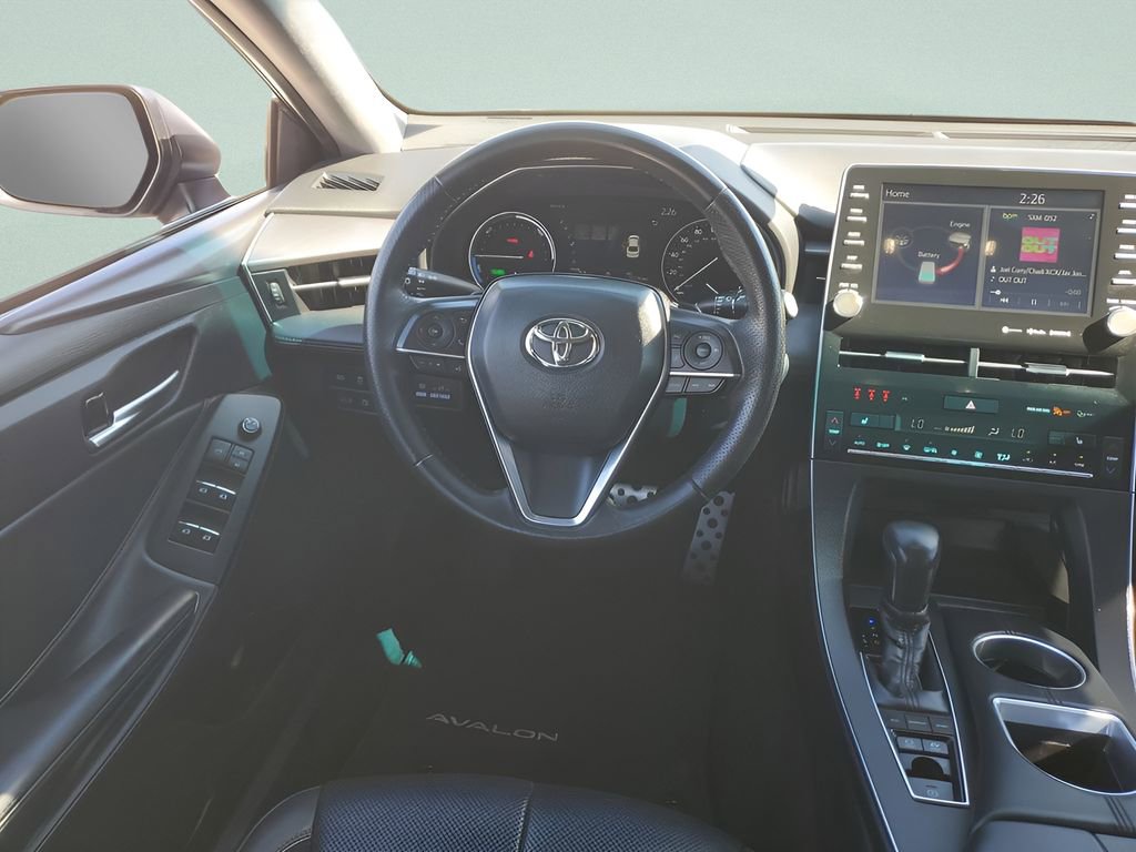 Used 2020 Toyota Avalon XSE image 15