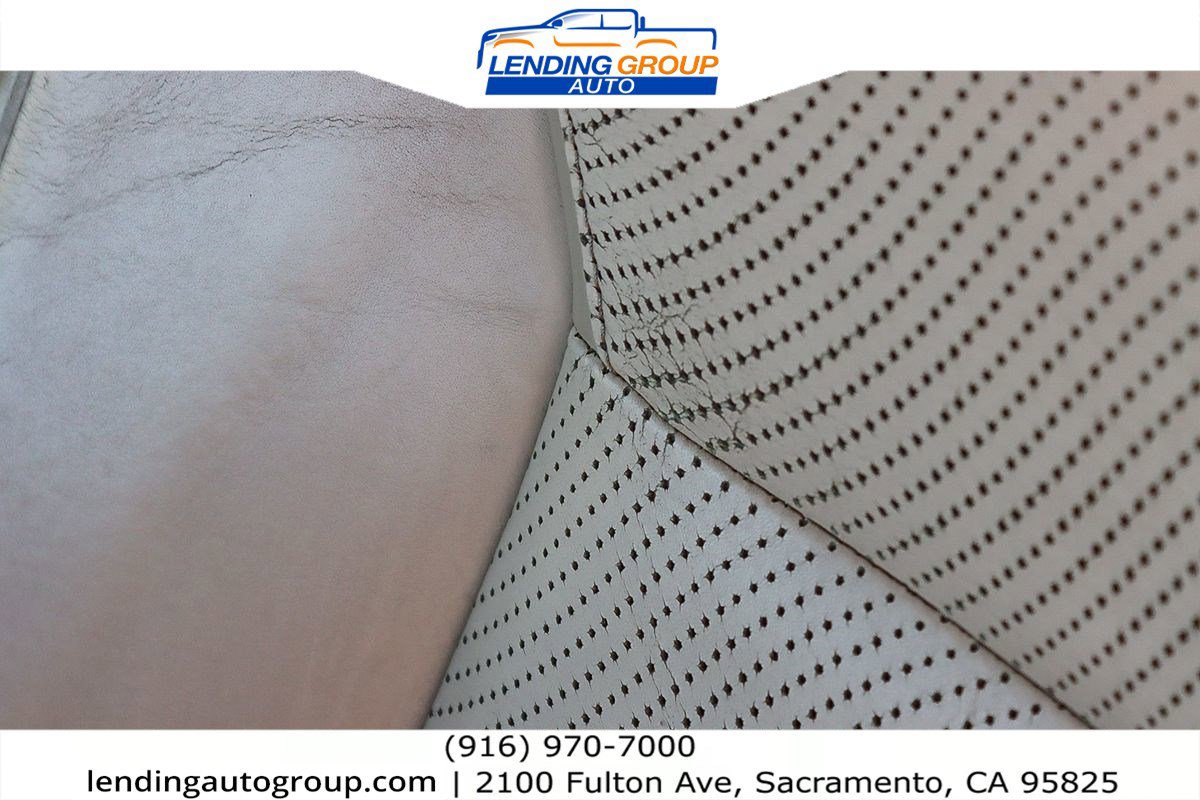 Used 2010 Lexus HS 250h Premium image 23