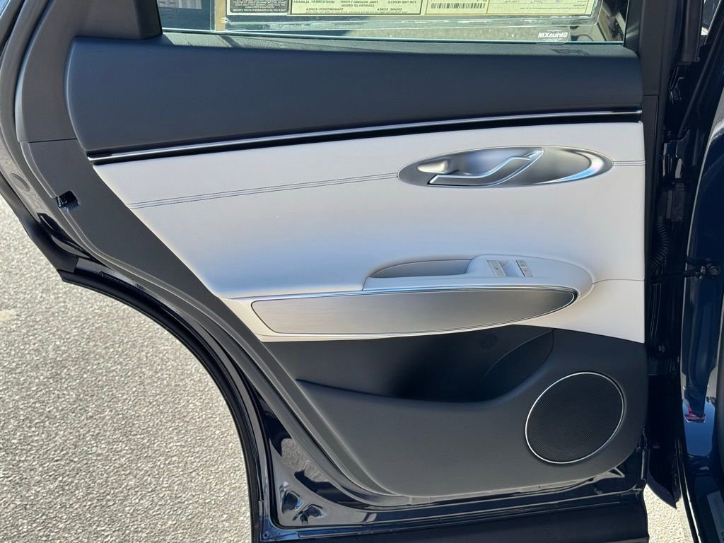 New 2026 Genesis GV70 2.5T Select image 22