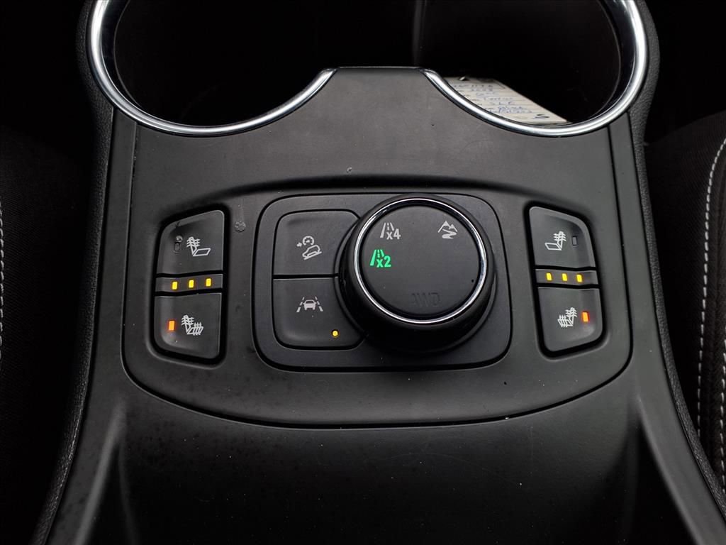 Certified 2022 GMC Terrain SLE w/ Driver Convenience Package image 14