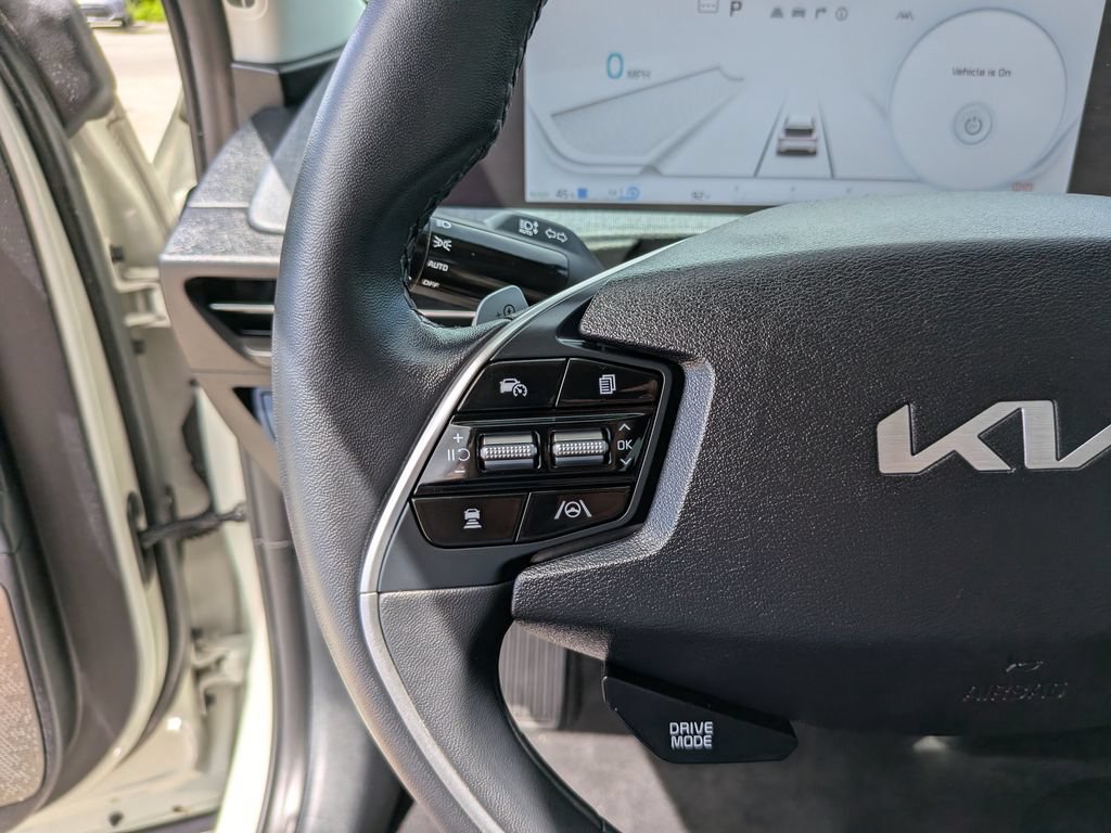 Certified 2024 Kia EV6 Wind w/ Wind Technology Package RWD image 31