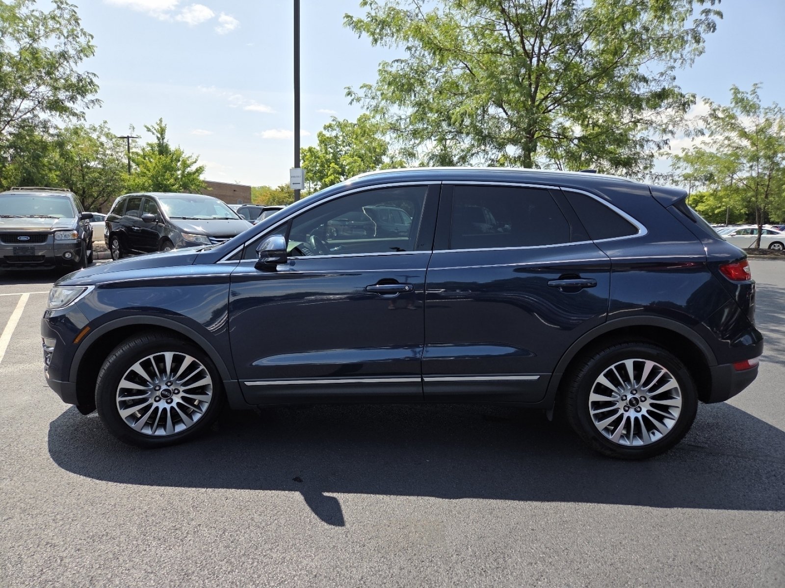 Used 2017 Lincoln MKC Reserve FWD image 23