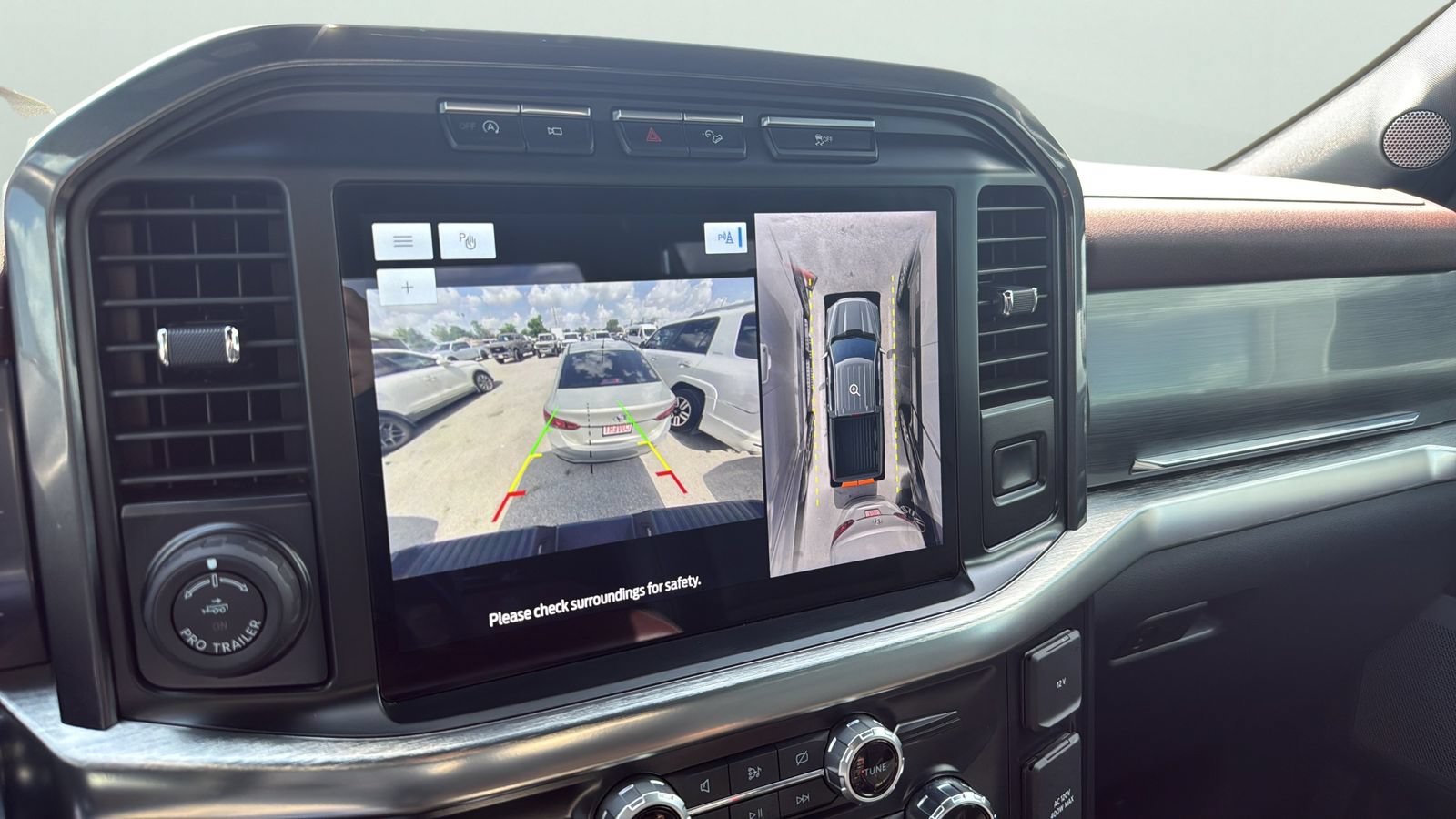 Used 2023 Ford F150 Lariat AWD/4WD image 18