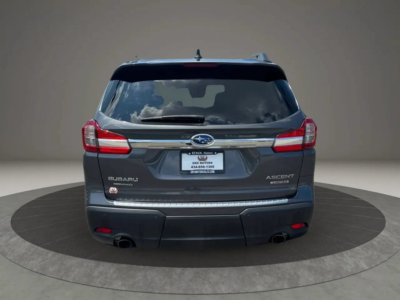 Used 2022 Subaru Ascent Limited AWD/4WD image 4