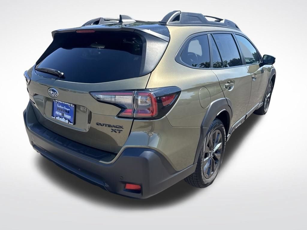 Used 2024 Subaru Outback Onyx Edition XT AWD/4WD image 7