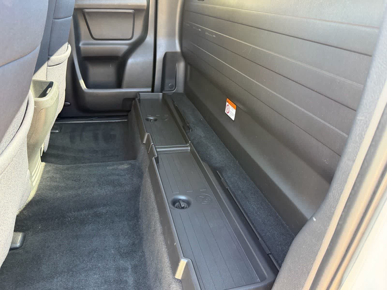 Used 2019 Toyota Tacoma SR RWD image 17