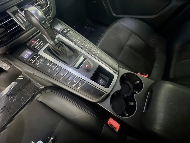 Used 2019 Porsche Macan AWD/4WD image 25