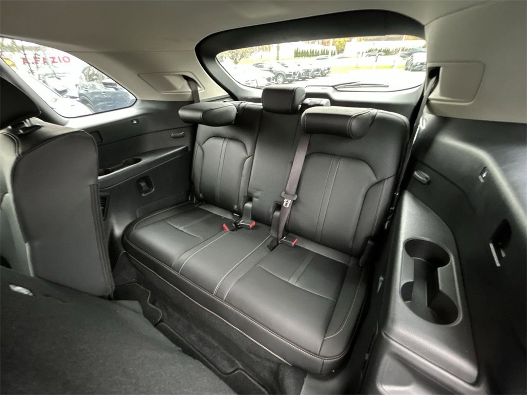 Certified 2025 MAZDA CX-90 3.3 Turbo w/ Preferred Package image 24