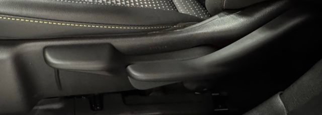 Used 2024 Chevrolet Trax LT w/ LT Convenience Package FWD image 22