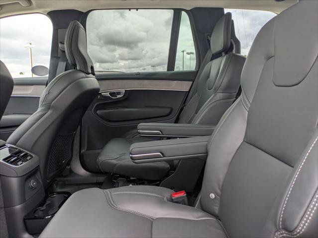 New 2026 Volvo XC90 T8 Ultra w/ Lounge Package AWD/4WD image 12