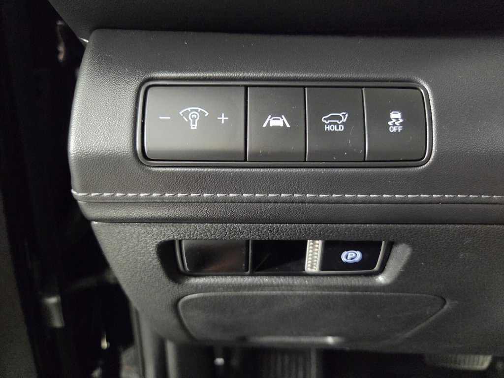 Used 2023 Hyundai Santa Fe Calligraphy AWD/4WD image 39
