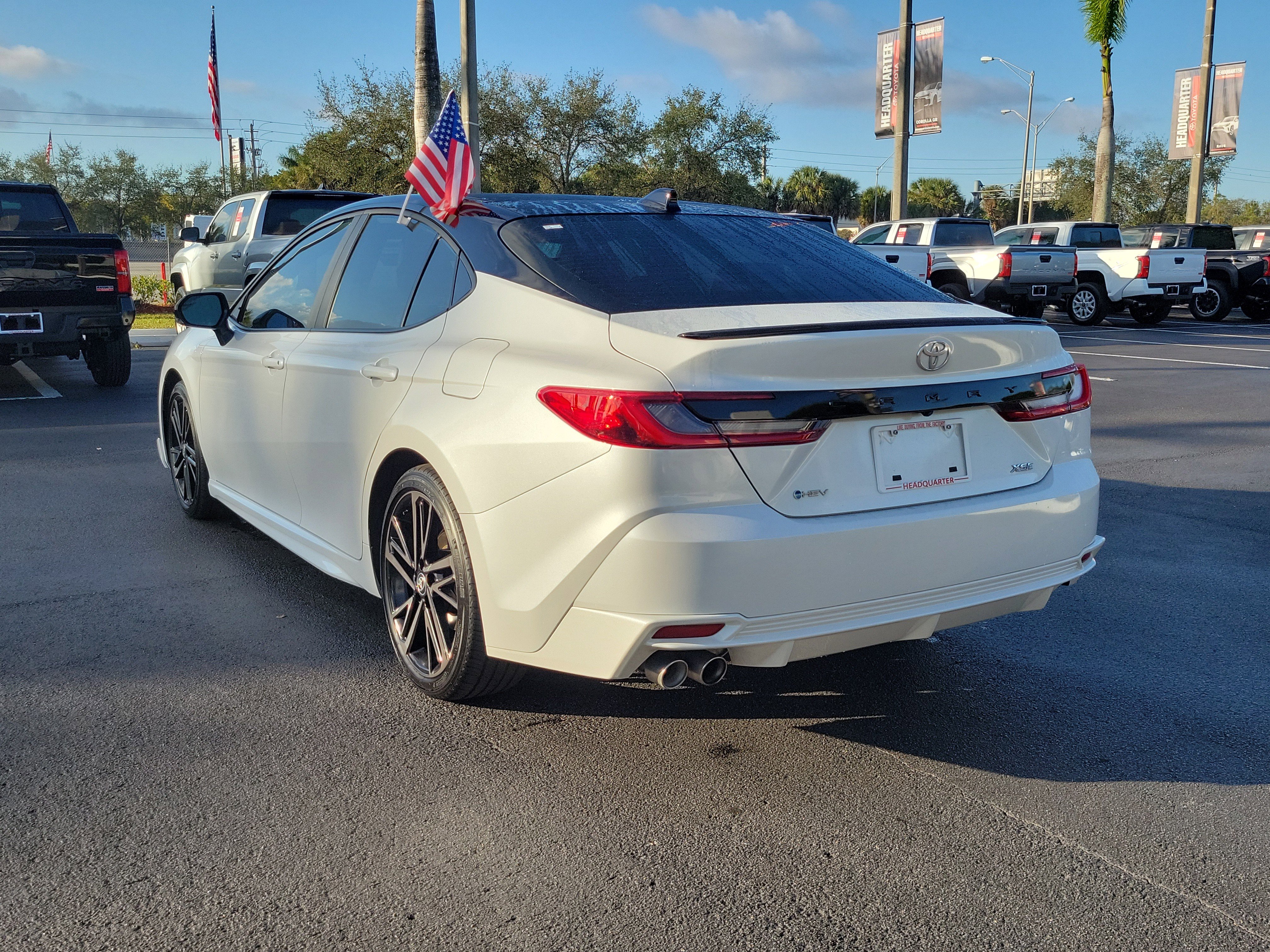 Used 2025 Toyota Camry XSE image 9