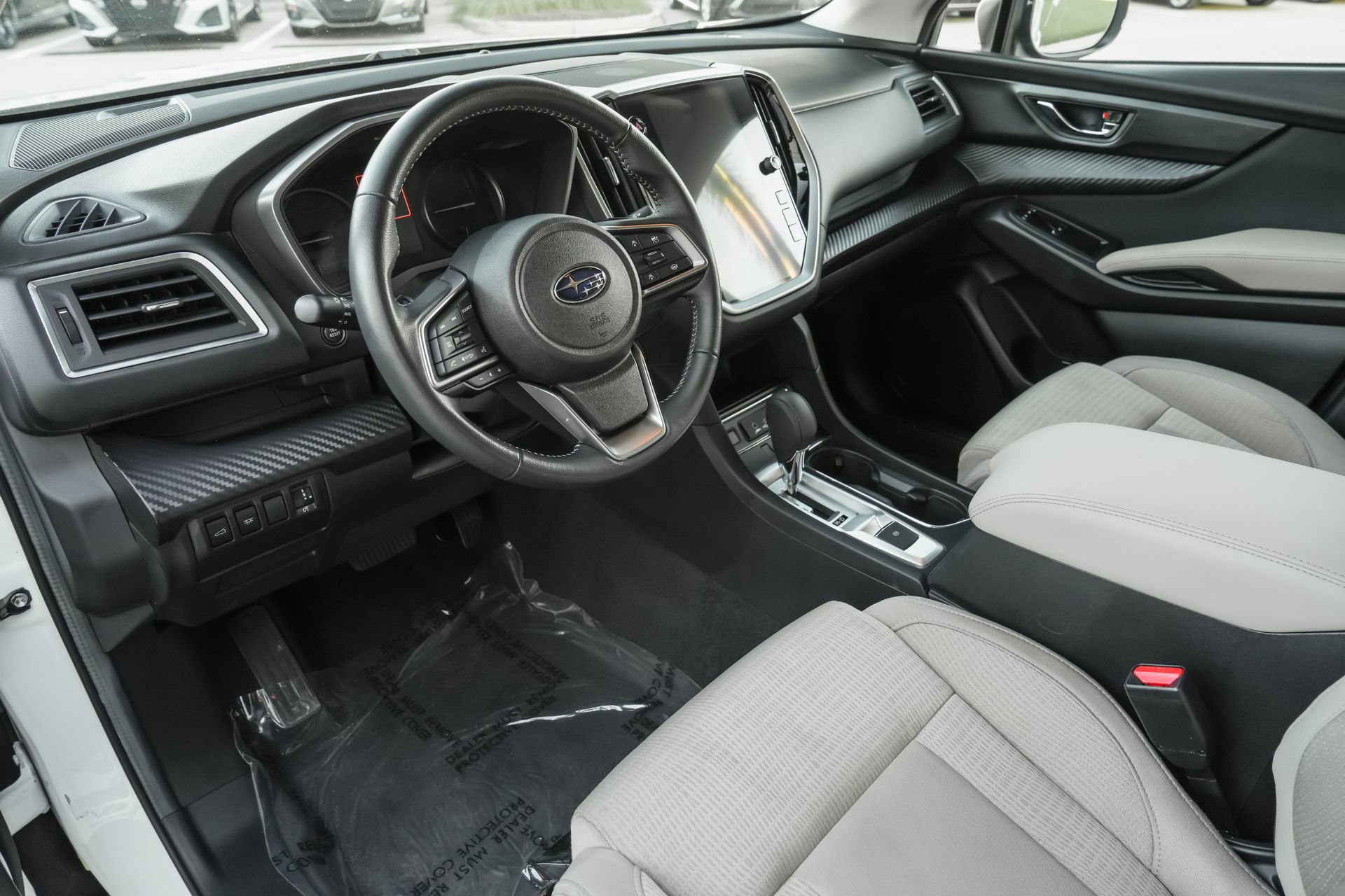 Used 2024 Subaru Ascent Premium w/ Convenience Package image 6