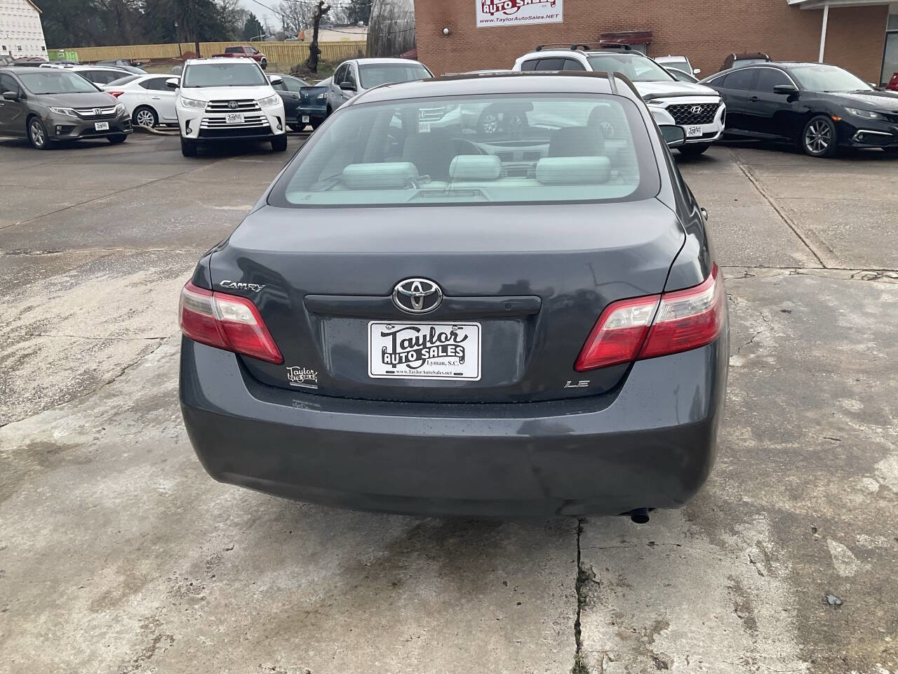 Used 2007 Toyota Camry LE FWD image 4