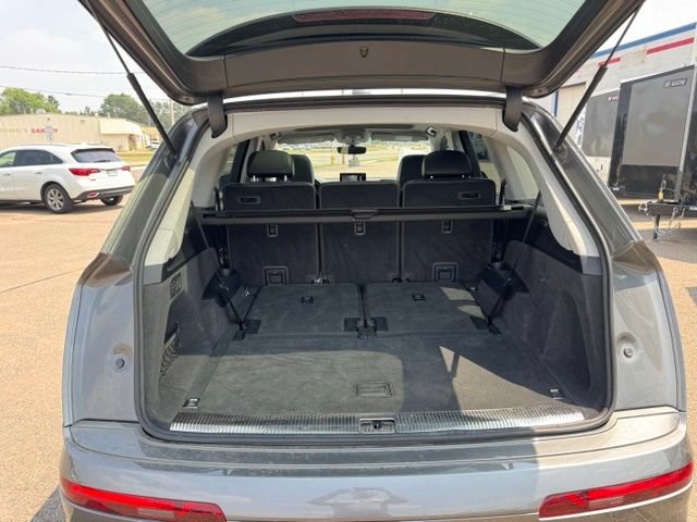 Used 2018 Audi Q7 3.0T Prestige AWD/4WD image 25