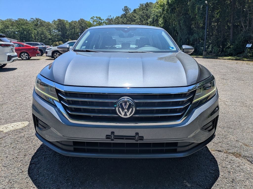 Used 2021 Volkswagen Passat 2.0T SE FWD image 9