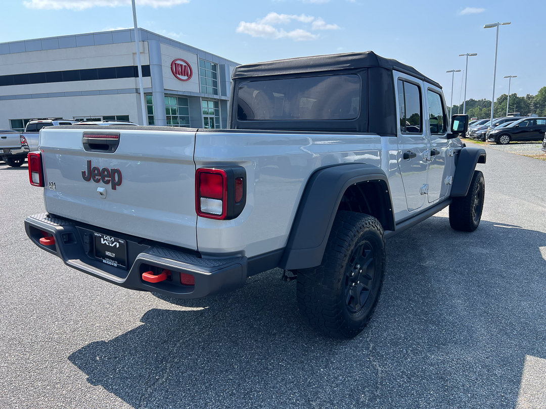 Used 2022 Jeep Gladiator Mojave AWD/4WD image 6