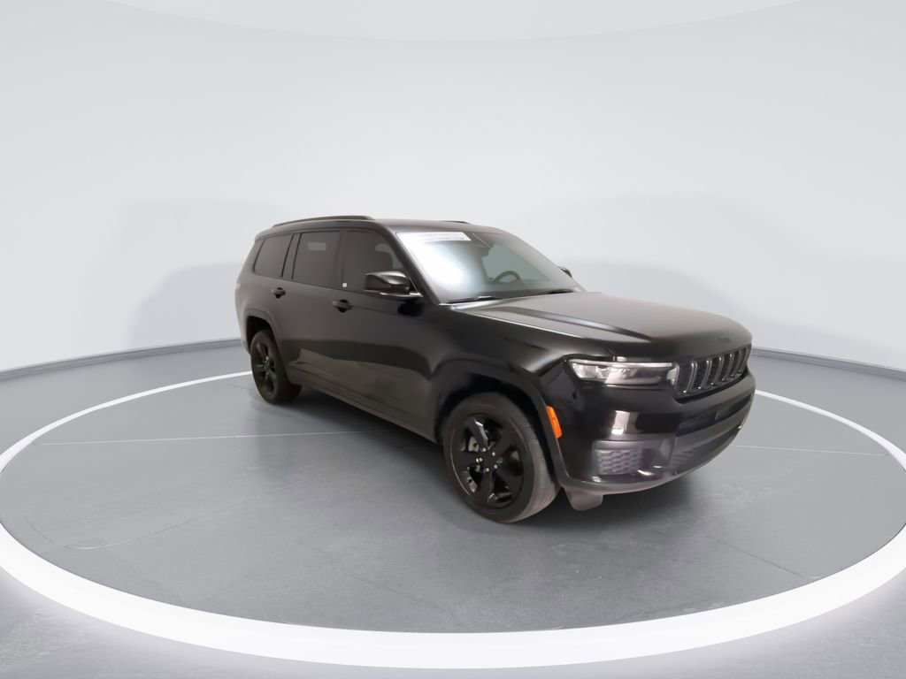 Used 2025 Jeep Grand Cherokee L Altitude AWD/4WD image 9