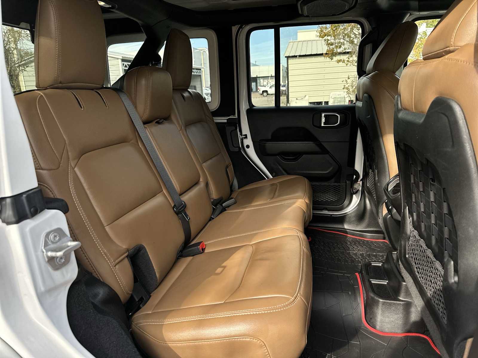 Used 2021 Jeep Wrangler Unlimited Rubicon image 18