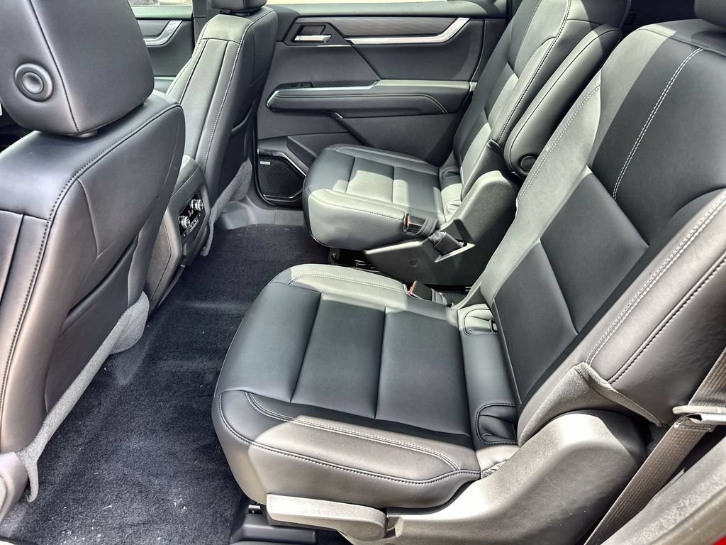 New 2026 GMC Acadia Elevation w/ Elevation Premium Package FWD image 16