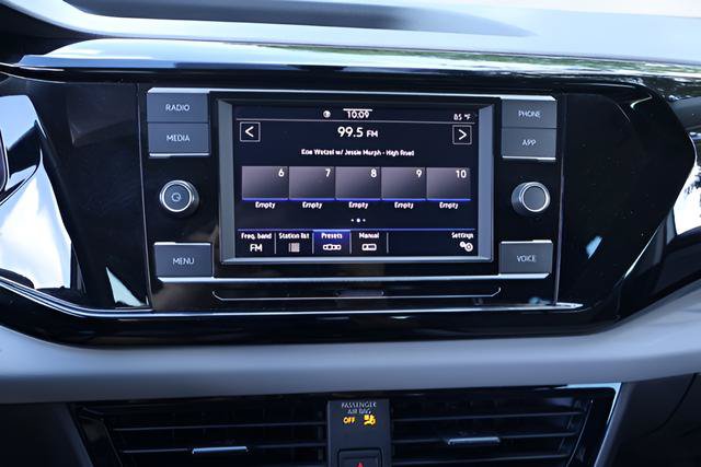 Certified 2023 Volkswagen Taos S FWD image 24