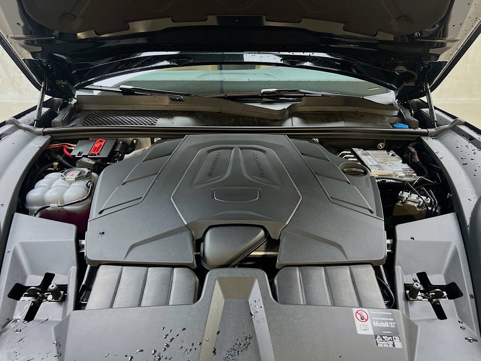New 2026 Porsche Cayenne AWD/4WD image 32